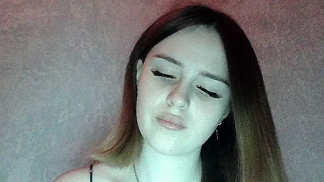 SweetLoraa online show from 11-25-25, 03:01