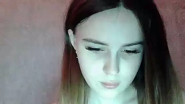 SweetLoraa online show from 01-07-26, 05:48