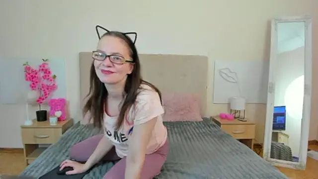 Snapshot of LexyFuun chatting on 11-29-25, 10:35 LexyFuun online show from 11-29-25, 10:35