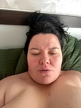 SunnyLeila2101 online show from 10-24-25, 09:38