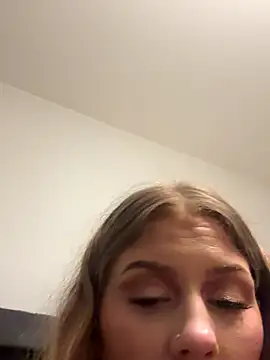 Snapshot of shokatt666 chatting on 12-15-25, 09:19 shokatt666 online show from 12-15-25, 09:19