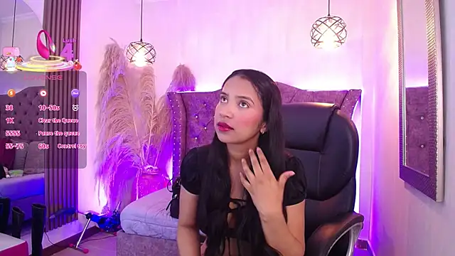 SophiaWalker 1 online show from 12-16-25, 11:37