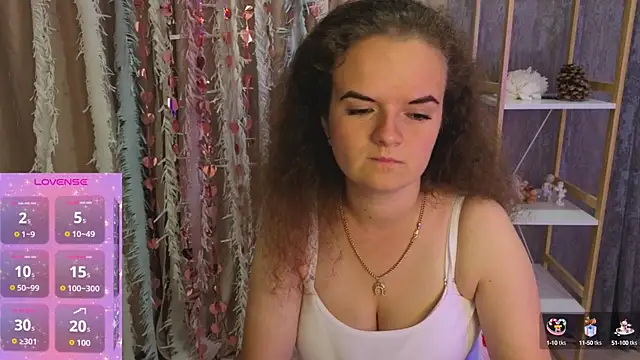 Luisa Rosee online show from 09-28-25, 07:19