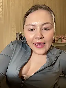 SunshineEmma online show from 02-10-26, 01:43