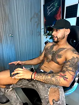 Nikola Hank online show from 09-17-25, 04:58