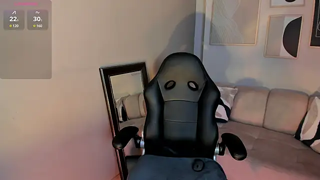 Snapshot of marie_bass chatting on 09-23-25, 11:24 marie bass online show from 09-23-25, 11:24