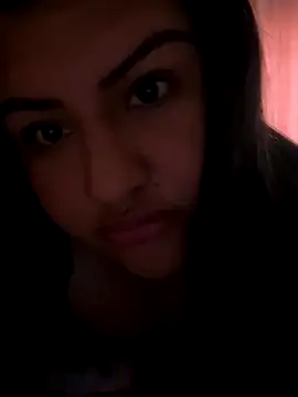 Regina Escobar online show from 09-20-25, 07:37