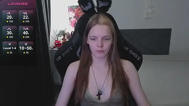 Snapshot of Luna_Navy chatting on 09-24-25, 09:12 Luna Navy online show from 09-24-25, 09:12