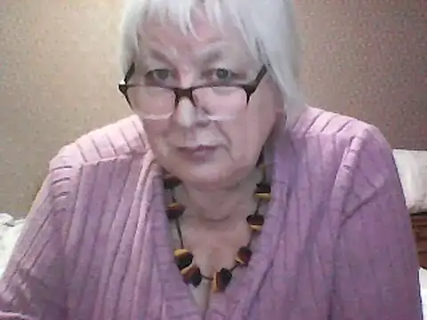 Alexia64231 online show from 09-09-25, 02:00