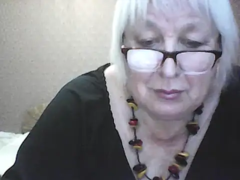 Alexia64231 online show from 09-11-25, 03:34