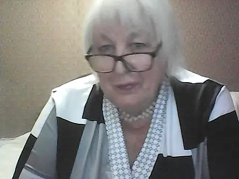 Alexia64231 online show from 09-23-25, 03:48