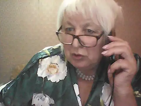 Alexia64231 online show from 09-25-25, 05:05