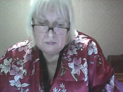 Alexia64231 online show from 10-18-25, 05:14