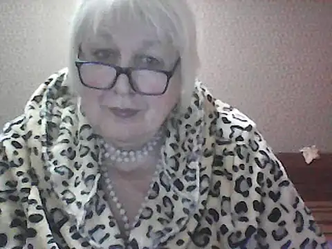 Alexia64231 online show from 10-19-25, 05:35
