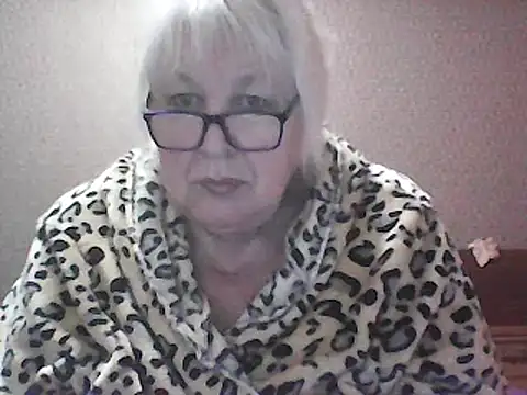 Alexia64231 online show from 10-20-25, 07:14