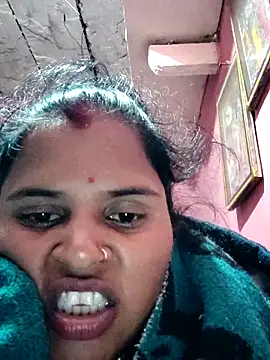 Sanjna cuty online show from 12-19-25, 03:19