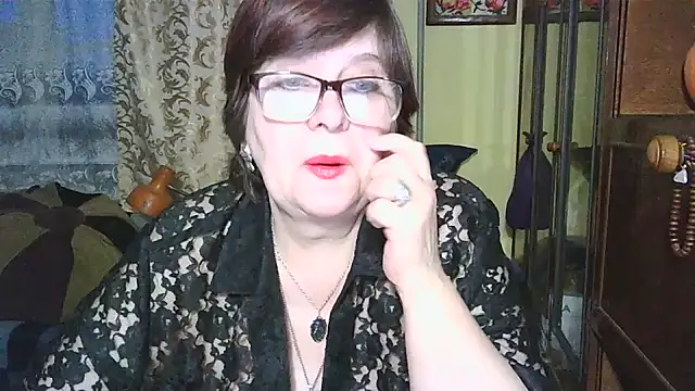 Snapshot of VeronicaGold511 chatting on 02-15-26, 04:42 VeronicaGold511 online show from 02-15-26, 04:42