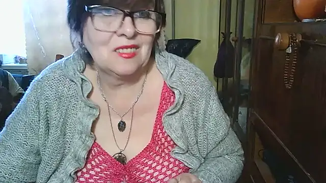 Snapshot of VeronicaGold511 chatting on 02-15-26, 10:14 VeronicaGold511 online show from 02-15-26, 10:14