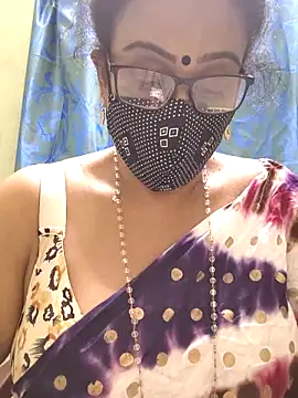 sweet-lotus online show from 11-04-25, 05:01