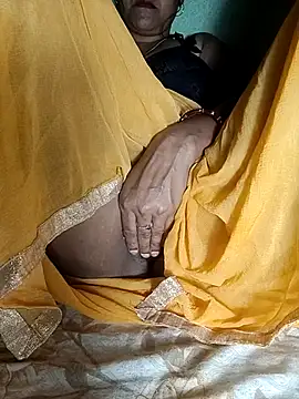 Hotty-Monaa online show from 11-10-25, 04:50