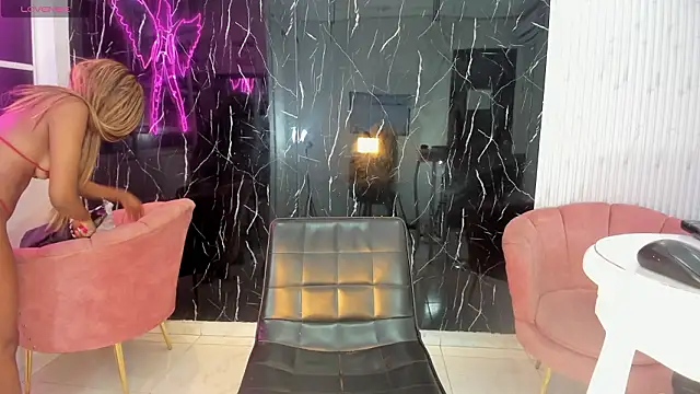 Nini Beyker online show from 03-07-26, 12:24