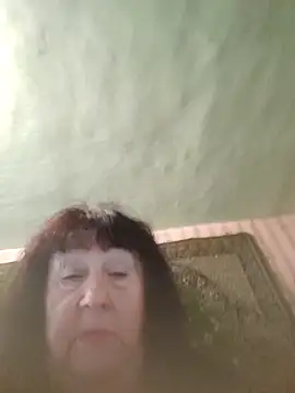 Snapshot of CrystalLime6411 chatting on 10-21-25, 10:05 CrystalLime6411 online show from 10-21-25, 10:05