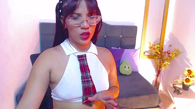 SamantaSweett  online show from 11-18-25, 02:43