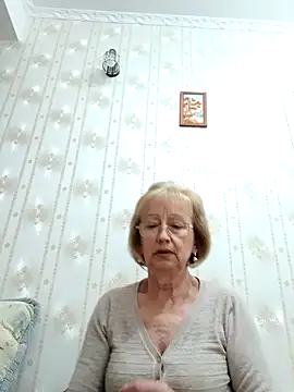 AlikaSwan5821 online show from 09-30-25, 07:41