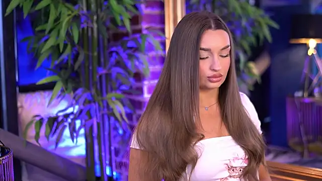 Snapshot of MillaSerene chatting on 11-29-25, 07:22 MillaSerene online show from 11-29-25, 07:22