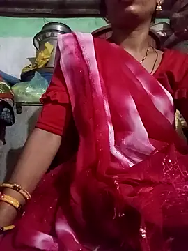 MISS LOVE 001 online show from 09-30-25, 06:13