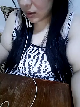 Madam-bezoul- online show from 11-08-25, 09:24