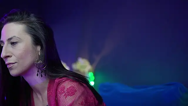 Snapshot of RubyRosa chatting on 11-03-25, 11:04 RubyRosa online show from 11-03-25, 11:04