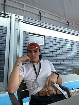 Snapshot of AlexanderHall chatting on 10-14-25, 09:59 AlexanderHall online show from 10-14-25, 09:59