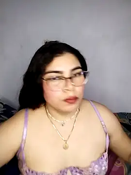 Snapshot of Diamily chatting on 01-13-26, 01:44 Diamily online show from 01-13-26, 01:44