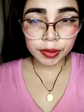 Snapshot of Diamily chatting on 01-18-26, 03:32 Diamily online show from 01-18-26, 03:32