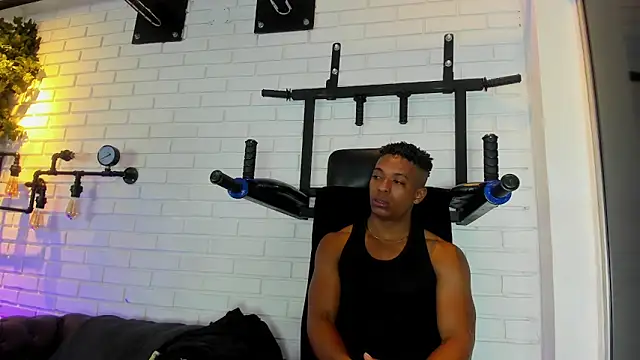 ItaloMoore online show from 02-08-26, 11:13