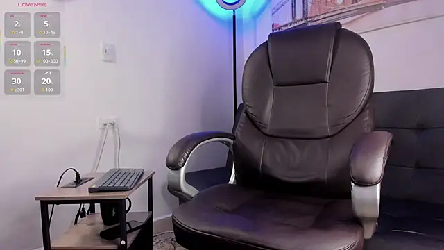 Dash Bukoski online show from 12-13-25, 07:53