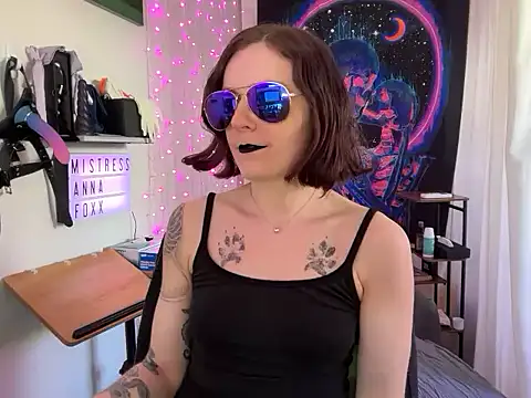 mistressannafoxx online show from 09-22-25, 08:33