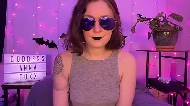 mistressannafoxx online show from 11-25-25, 11:05