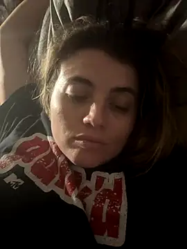 Snapshot of M1l3yD3w chatting on 09-16-25, 03:18 M1l3yD3w online show from 09-16-25, 03:18