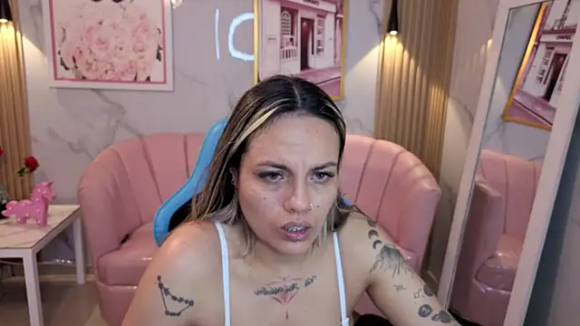 Jade Jones a online show from 09-13-25, 03:50