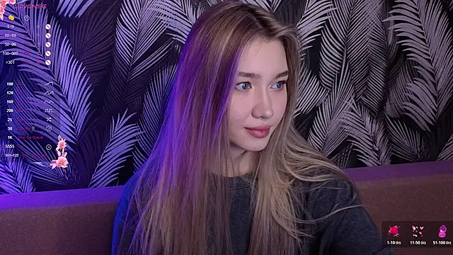 Yuki Star online show from 10-23-25, 04:28