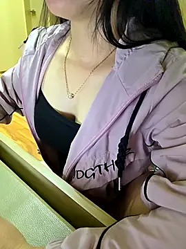 lanlan girl2k online show from 02-23-26, 04:04