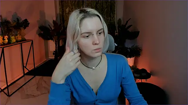 Snapshot of BethanyCloud chatting on 01-10-26, 05:20 BethanyCloud online show from 01-10-26, 05:20