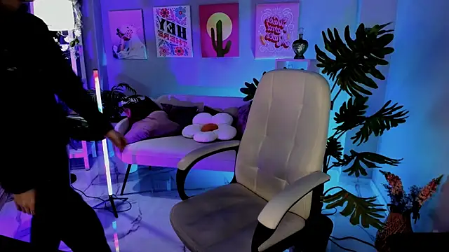 Snapshot of BethanyCloud chatting on 01-19-26, 08:29 BethanyCloud online show from 01-19-26, 08:29