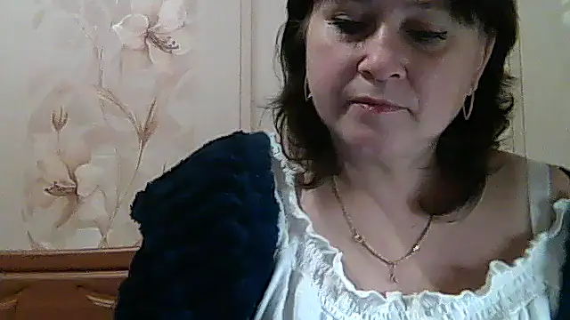 Snapshot of Samantha44021 chatting on 10-14-25, 10:32 Samantha44021 online show from 10-14-25, 10:32