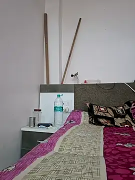 Snapshot of jiya00 chatting on 10-15-25, 07:25 jiya00 online show from 10-15-25, 07:25