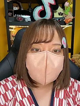 Snapshot of 0kanna0 chatting on 10-01-25, 03:40 0kanna0 online show from 10-01-25, 03:40