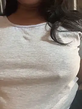 Maggi-is-back online show from 09-18-25, 05:20