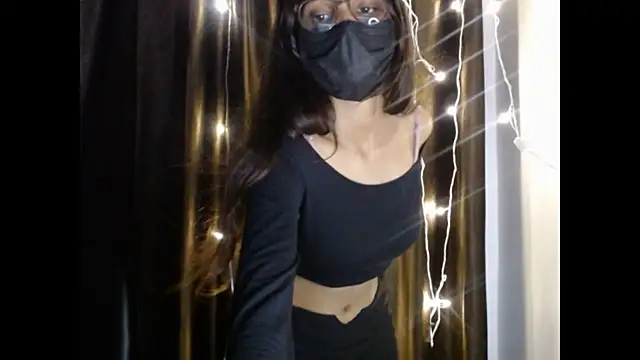 Snapshot of _kamyaa09 chatting on 10-30-25, 06:15 kamyaa09 online show from 10-30-25, 06:15